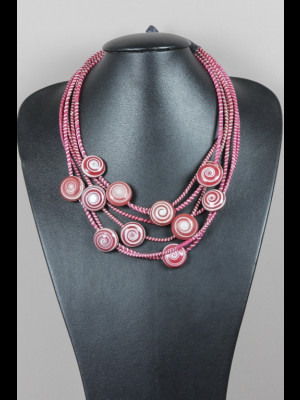 Collier en plastique recyclé