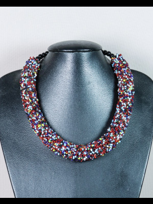 Collier petites perles en pâte de verre