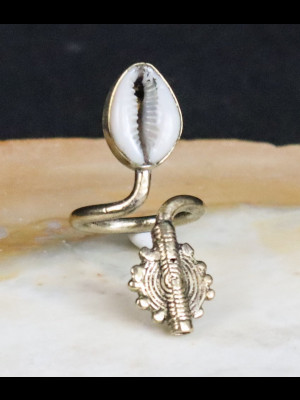 Bague avec un cauri