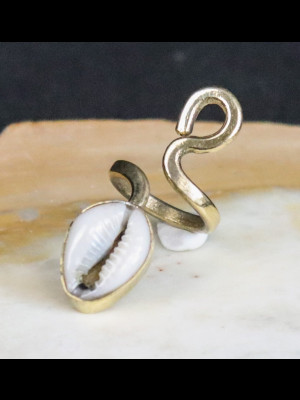 Bague avec un cauri
