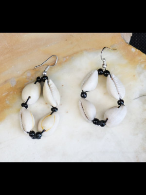 Boucles d'oreilles en cauris