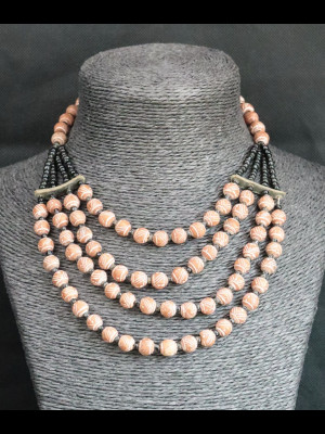 Collier perles en terre cuite