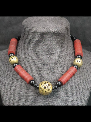 Collier perles en laiton et koffi
