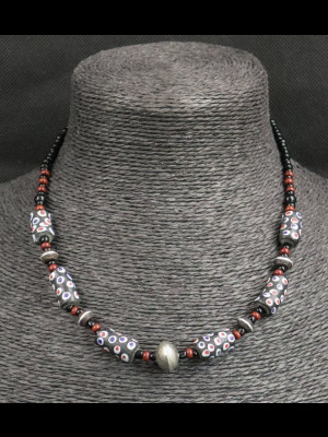Collier perles du Ghana en verre