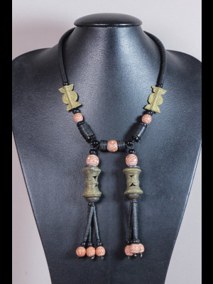 Collier perles koffi, terre cuite et laiton