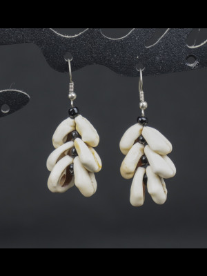 Boucles d'oreilles en cauris