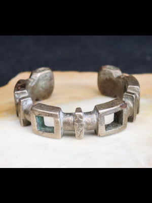 Bracelet en alliage cuivreux