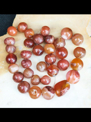 Fil de 35 perles en cornaline 
