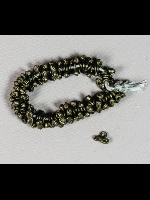 74 perles en laiton