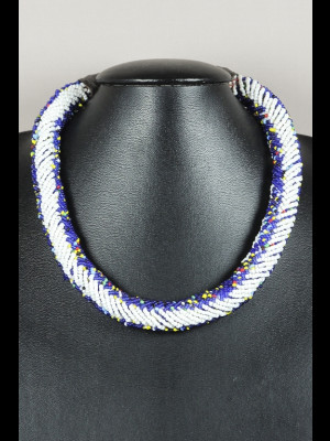 Collier perles en pâte de verre