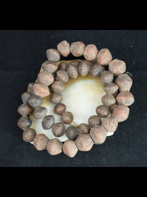 50 perles en terre cuite