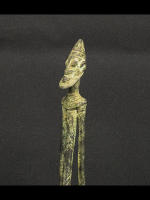 Ancêtre dogon (bronze du Mali) 