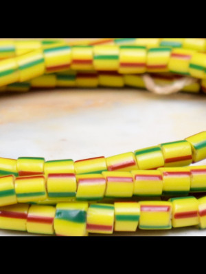 Fil de181 perles de commerce en verre 