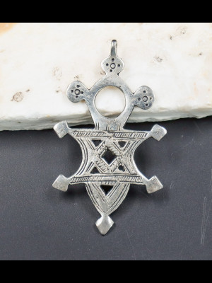 Pendentif croix touareg en métal argenté