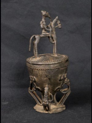Pot rituel dogon (Mali)