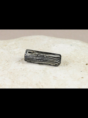 Très ancienne perle islamique en verre