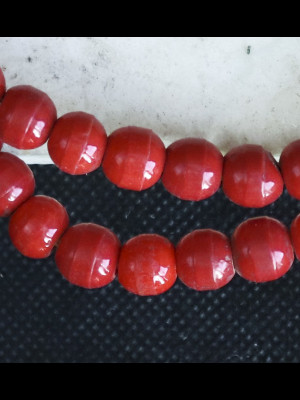 64 perles de troc en verre