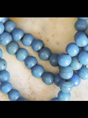 102 perles de troc en verre