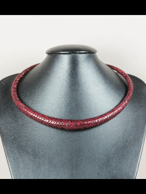 Collier en cuir tressé