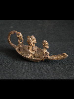 Petite pirogue dogon (Bronze du Mali)